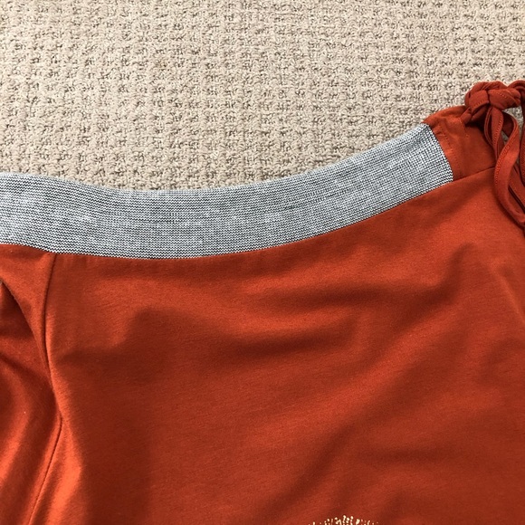 SOLD- Facebook - Picture 4 of 6